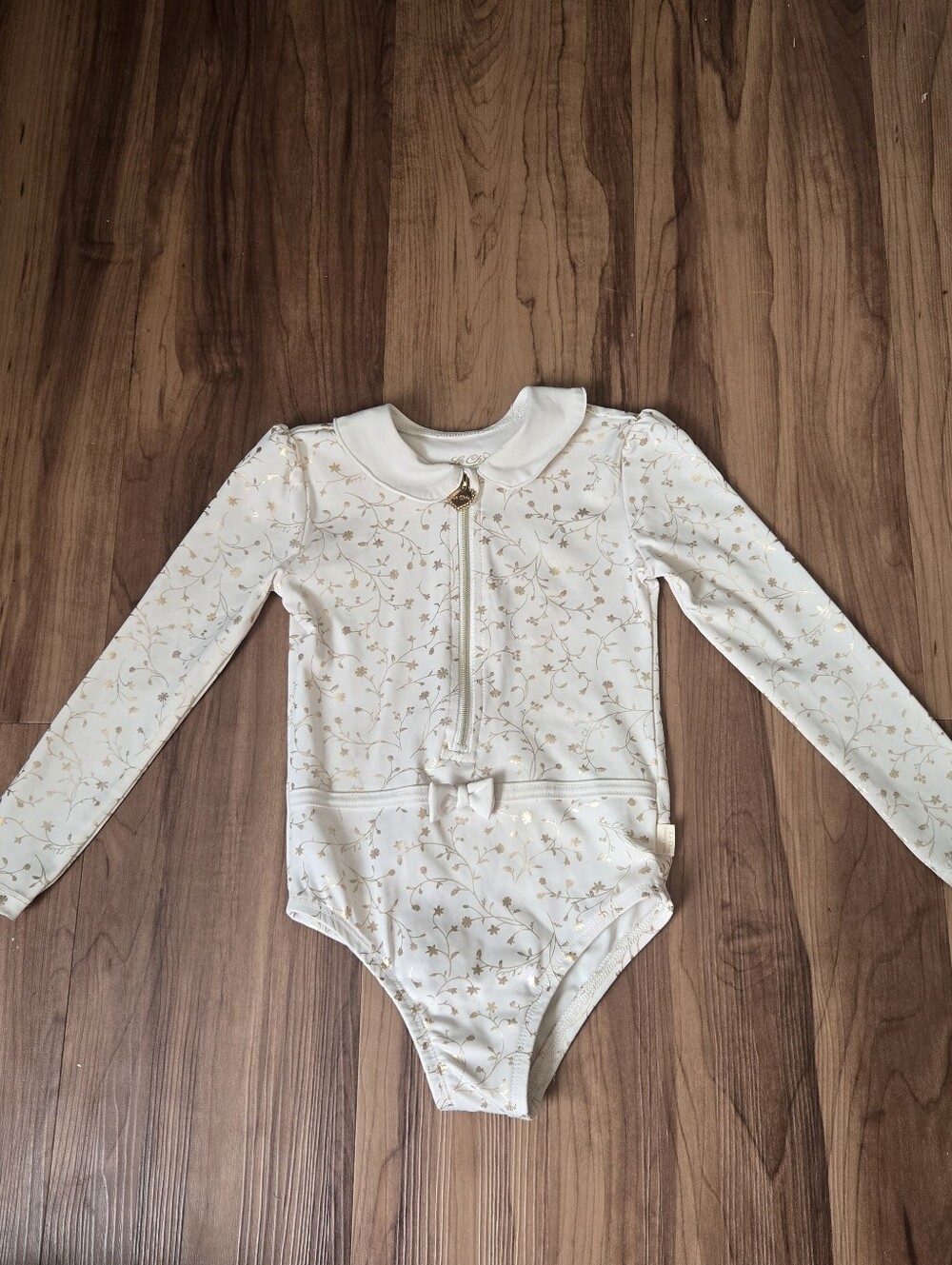 Le Chic 4T Cream Metallic Gold Long-Sleeve Floral One-Piece Rashguard Zip GUC